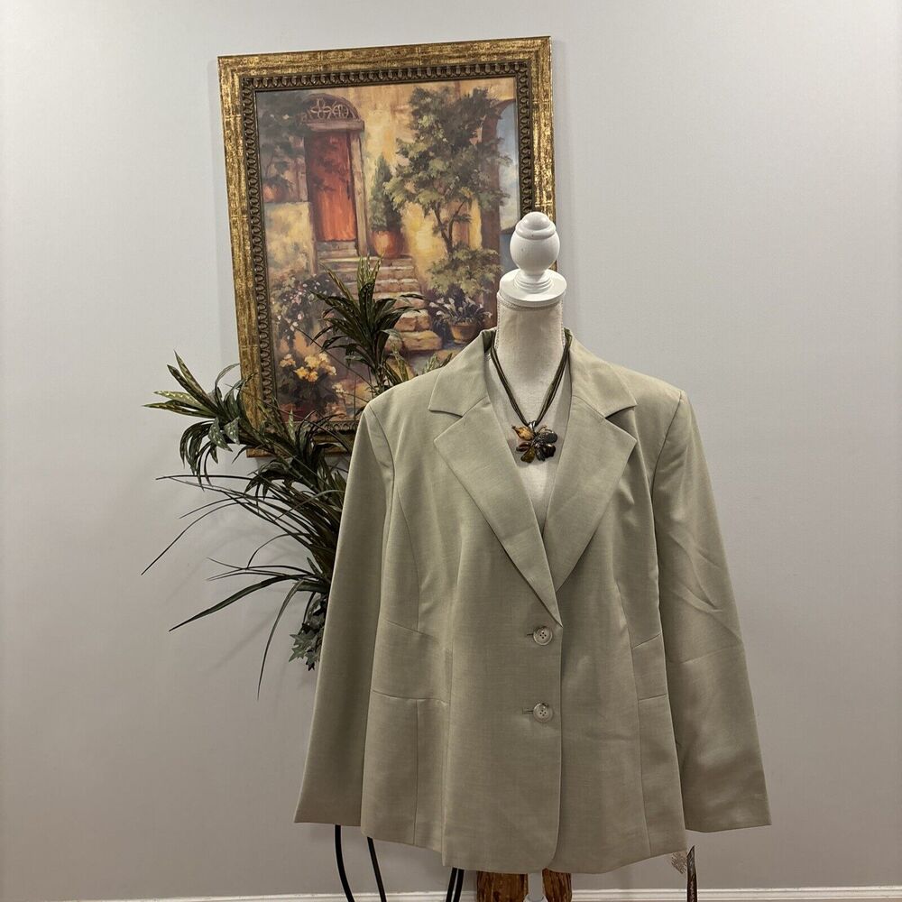 Le Suit Separates Women’s Plus Blazer Beige 22W Long Sleeve Lapel Notched Collar